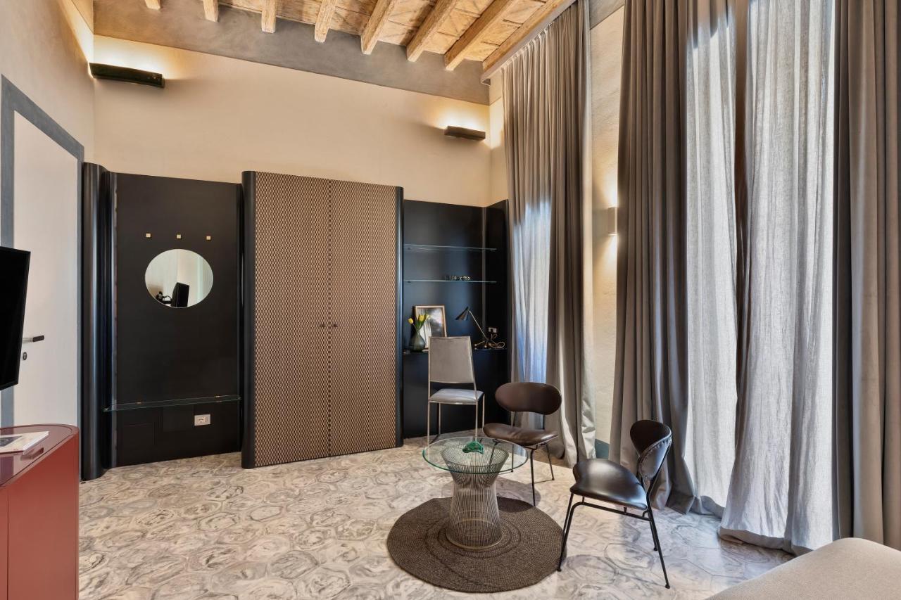 Aparthotel Palazzo Calo Bari Exterior foto
