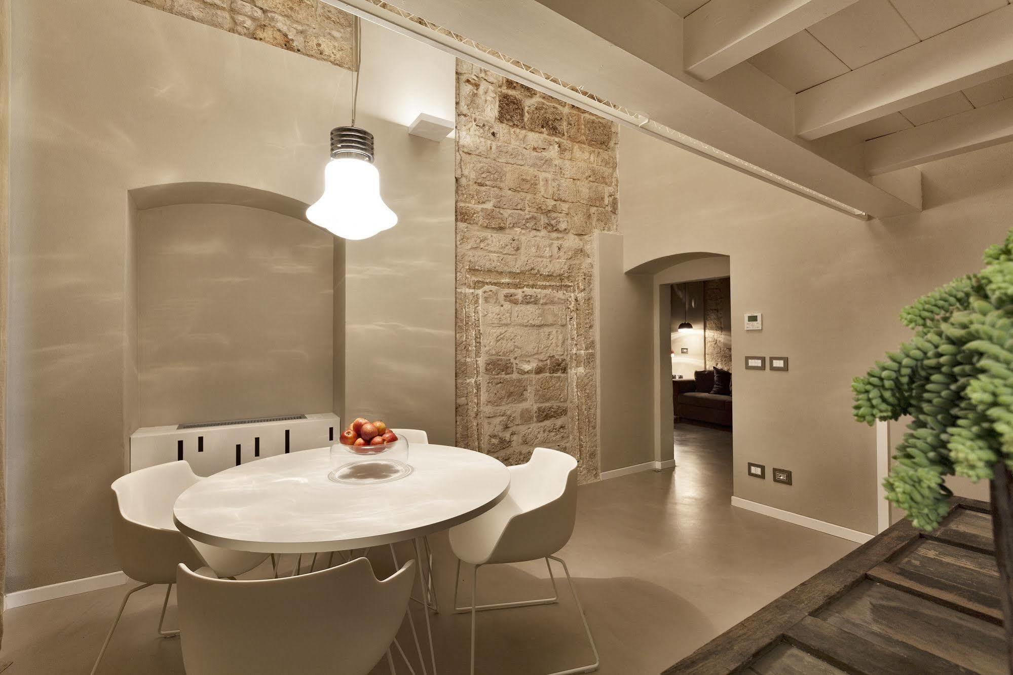 Aparthotel Palazzo Calo Bari Exterior foto